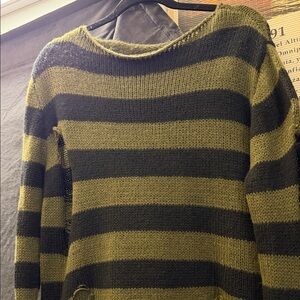 ROMWE Off-the-Shoulder Striped Green and Black Sweater